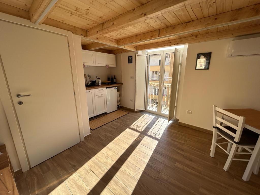 Casaaury & Casasimy Apartment เนเปิลส์ ภายนอก รูปภาพ