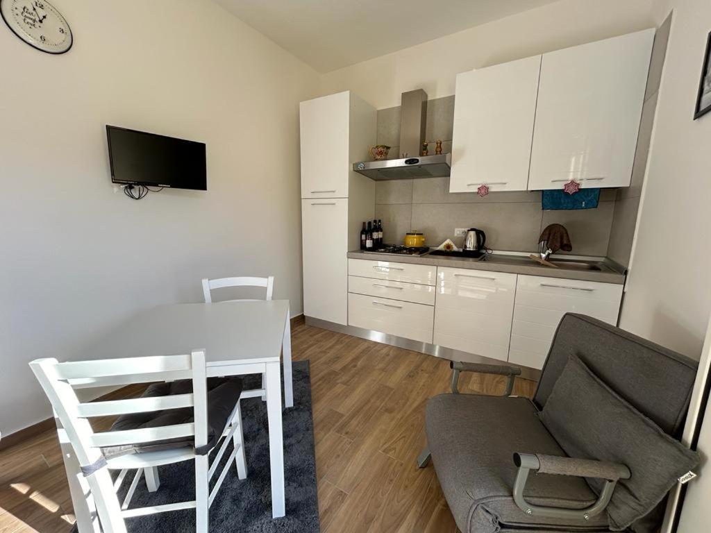 Casaaury & Casasimy Apartment เนเปิลส์ ภายนอก รูปภาพ